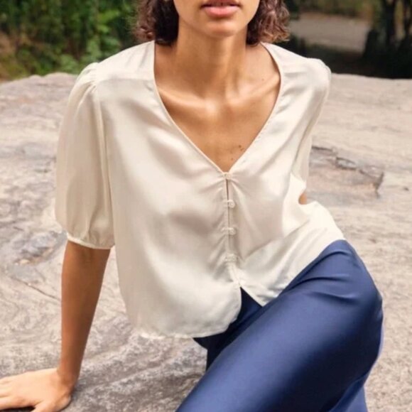 Aritzia Wilfred Bria Blouse Navy Blue - Picture 4 of 4